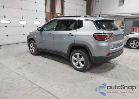 2020 Jeep Compass Latitude 4X4 z USA, uszkodzony, nr VIN 3C4NJDBB8LT165150